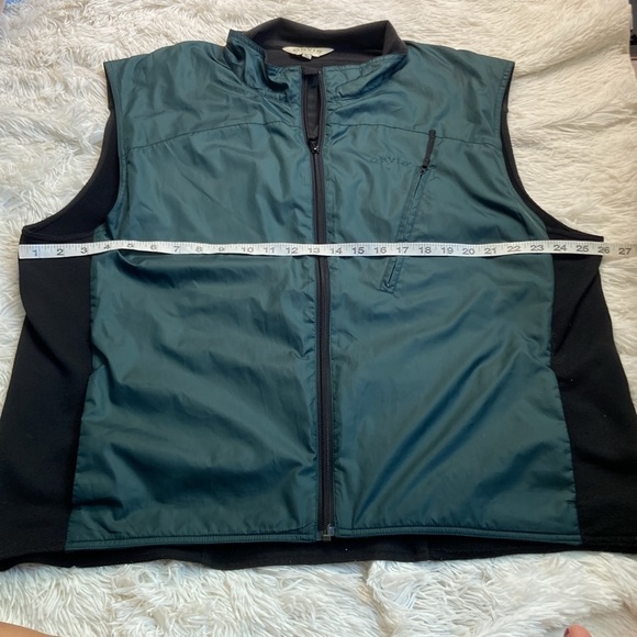 Orvis Women's Lightweight Vest - Picture 3 of 7